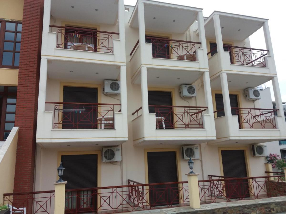Hotel Kosmas Сарти Экстерьер фото