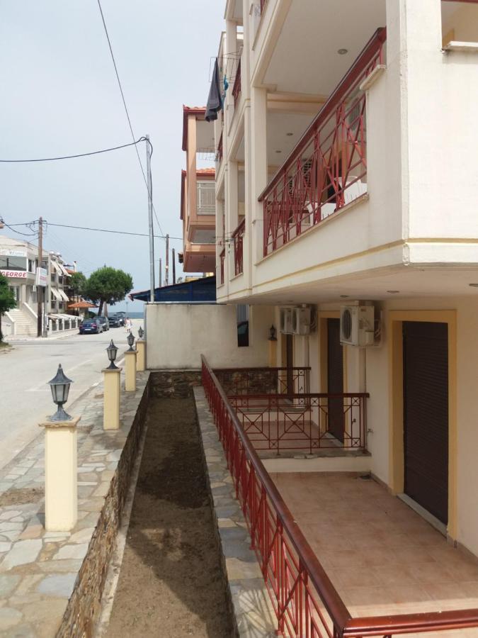 Hotel Kosmas Сарти Экстерьер фото
