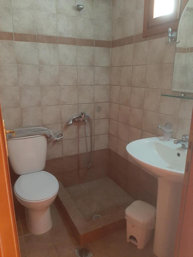 Hotel Kosmas Сарти Экстерьер фото