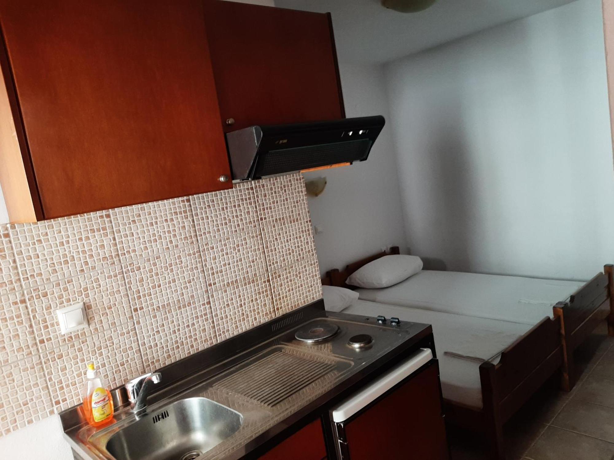 Hotel Kosmas Сарти Экстерьер фото